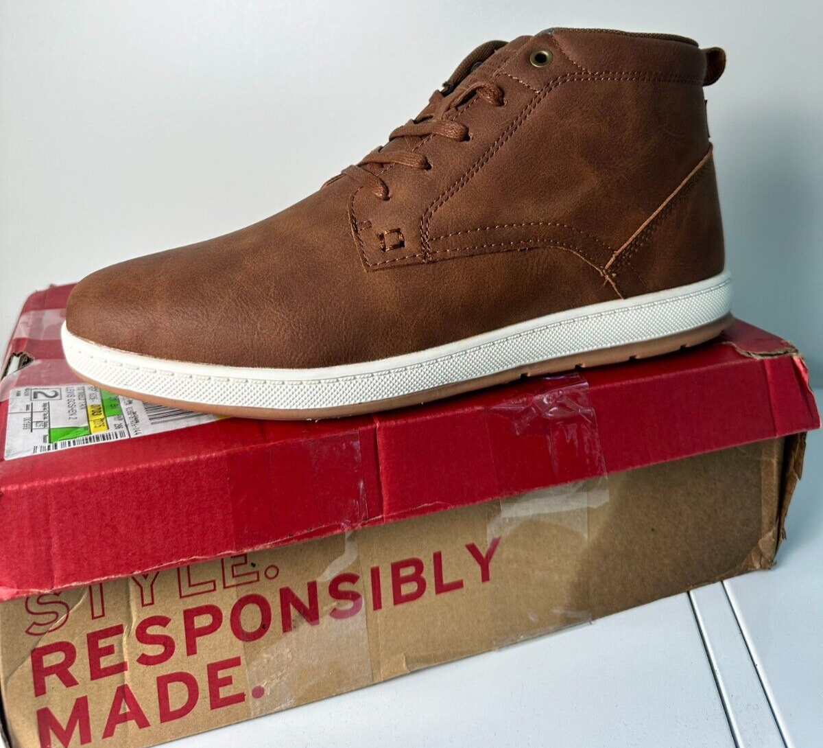 Levi's Men's 10 Goshen 2 Vegan Nubuck Casual Sneaker Shoes British Tan 500-13252