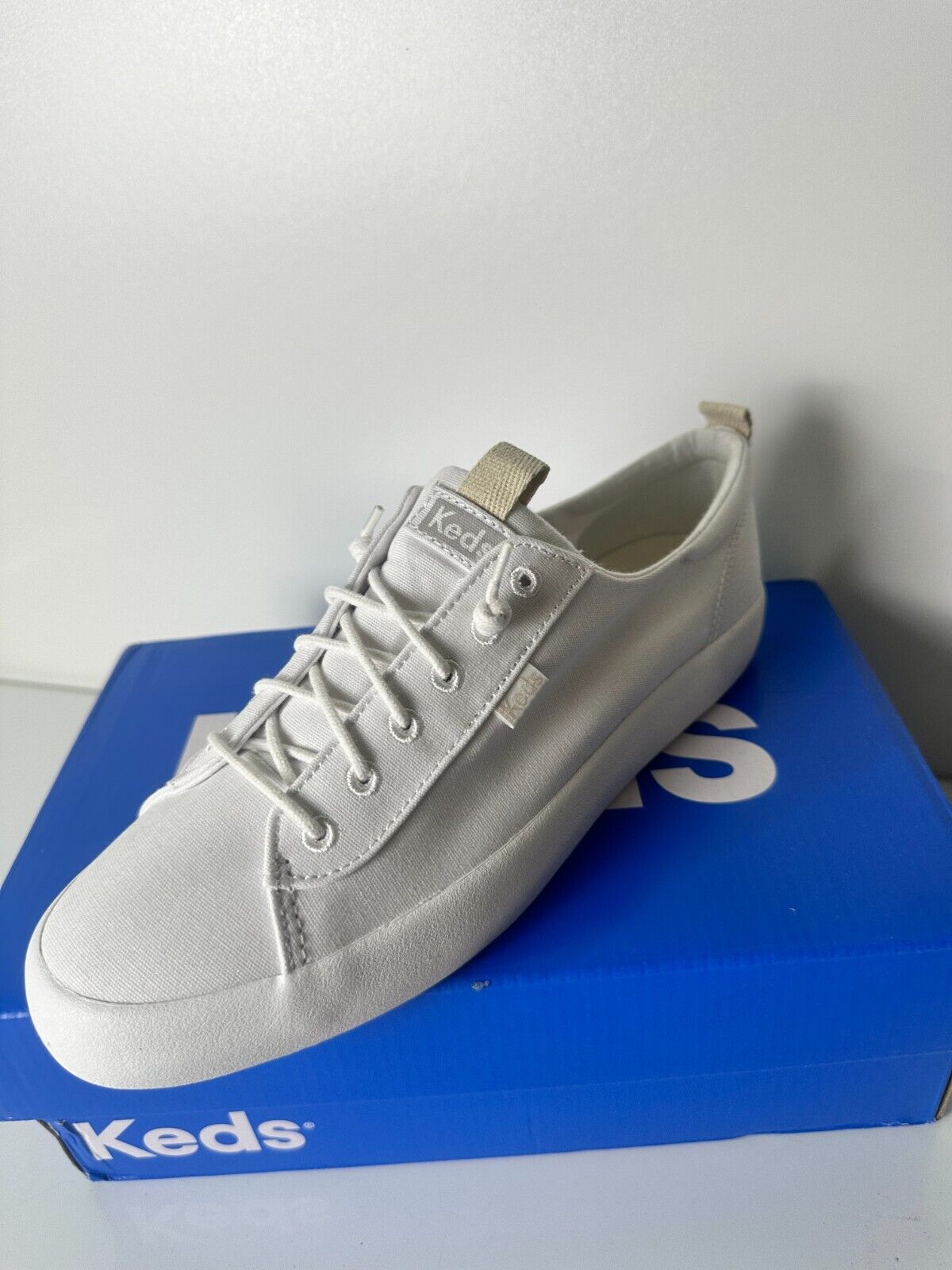 Keds Women's 7 Kickback Canvas Slip On Casual Sneakers Shoes White WF66041
