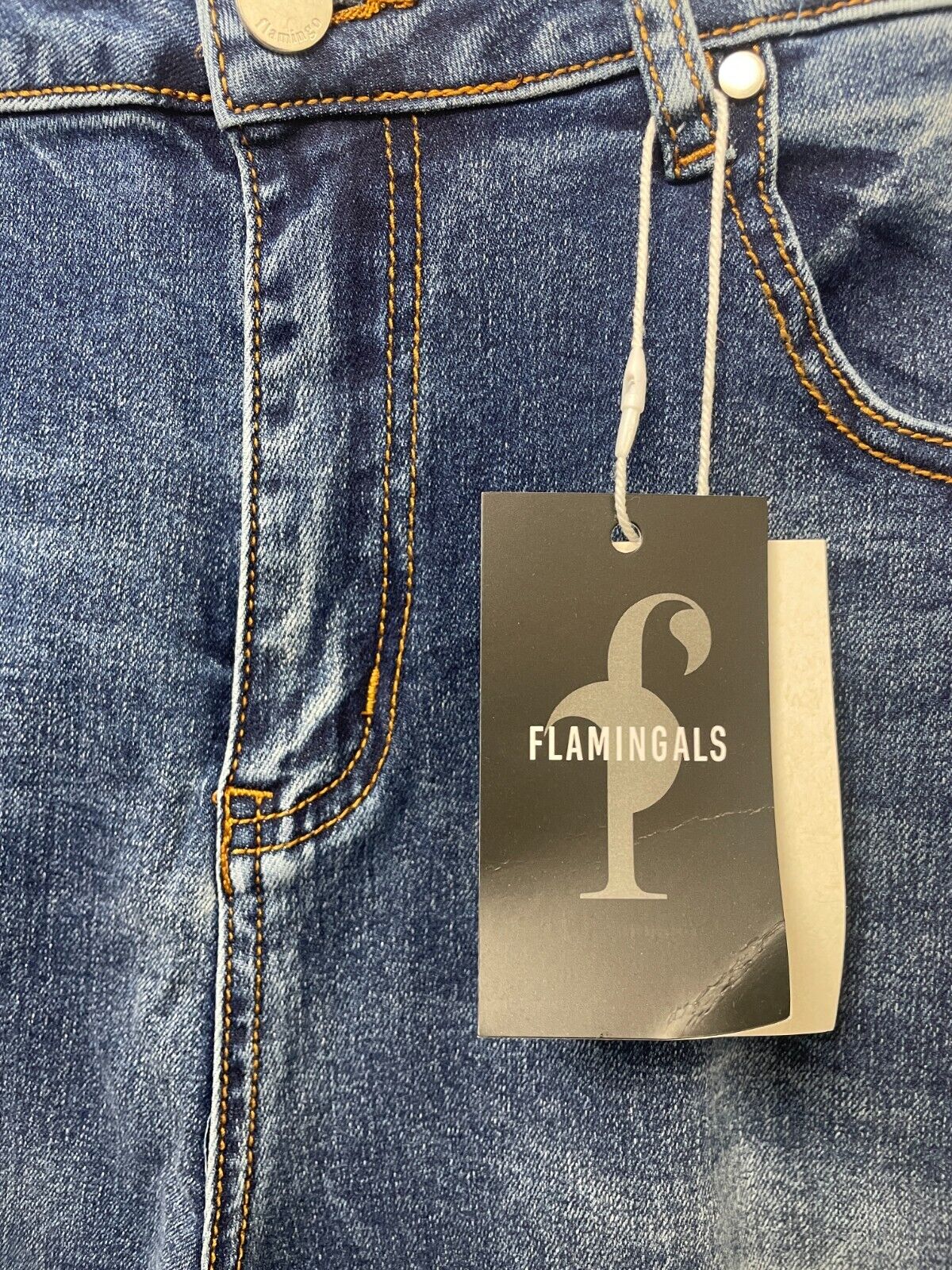 Flamingals Womens 2XL Straight Leg Jeans Blue Embroidered Floral Mid-Waist Denim