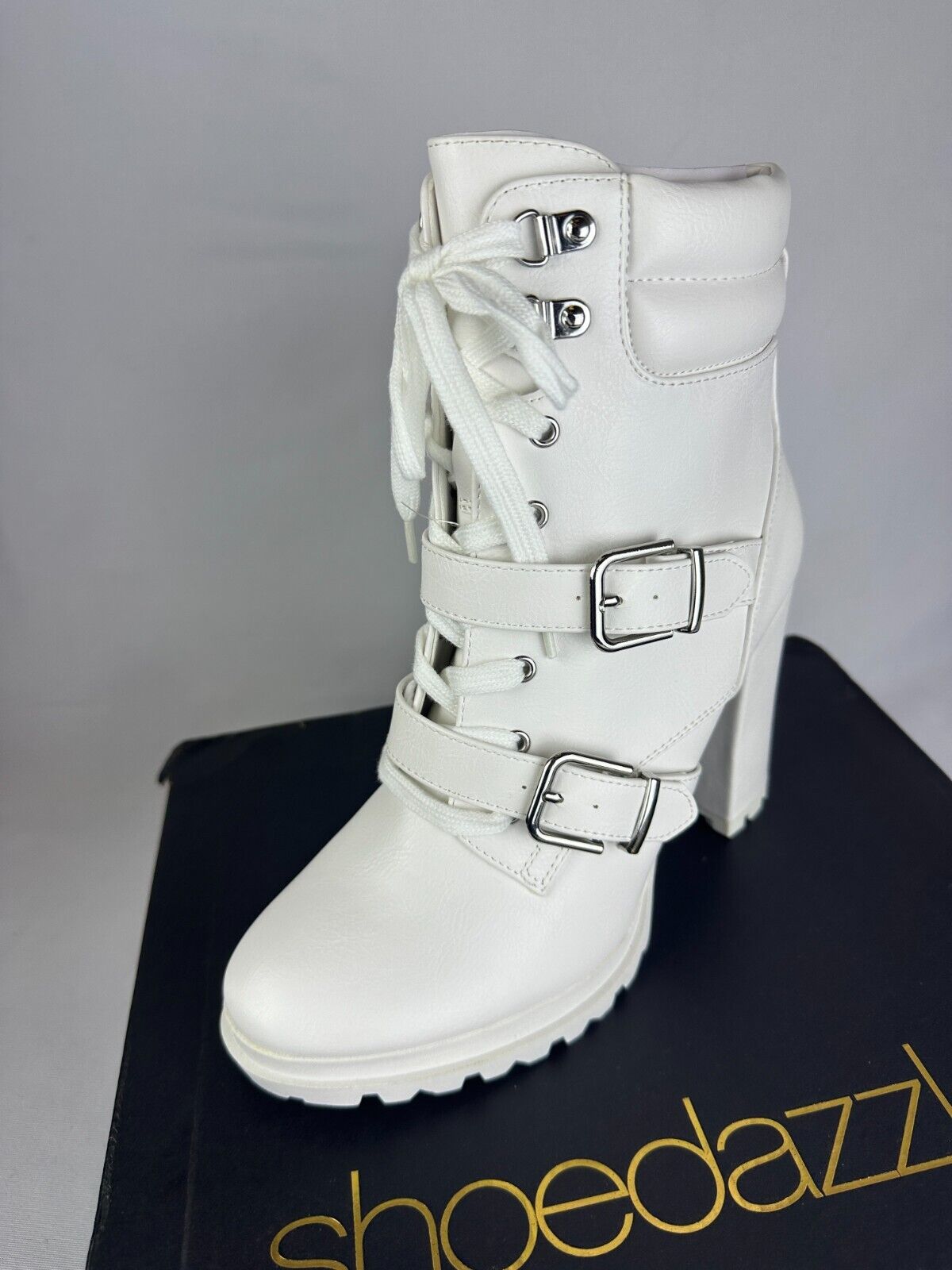 Shoe Dazzle Womens 9 Analisa Ankle Bootie Lace-Up Block Heel Lug Sole White Boot