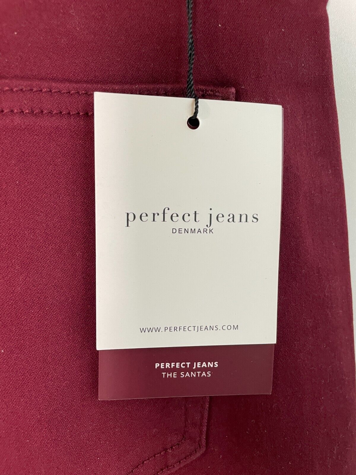 Perfect Jeans Denmark Men's 2XL L30 Santas Stretchy Loose Fit Tapered Jeans Red