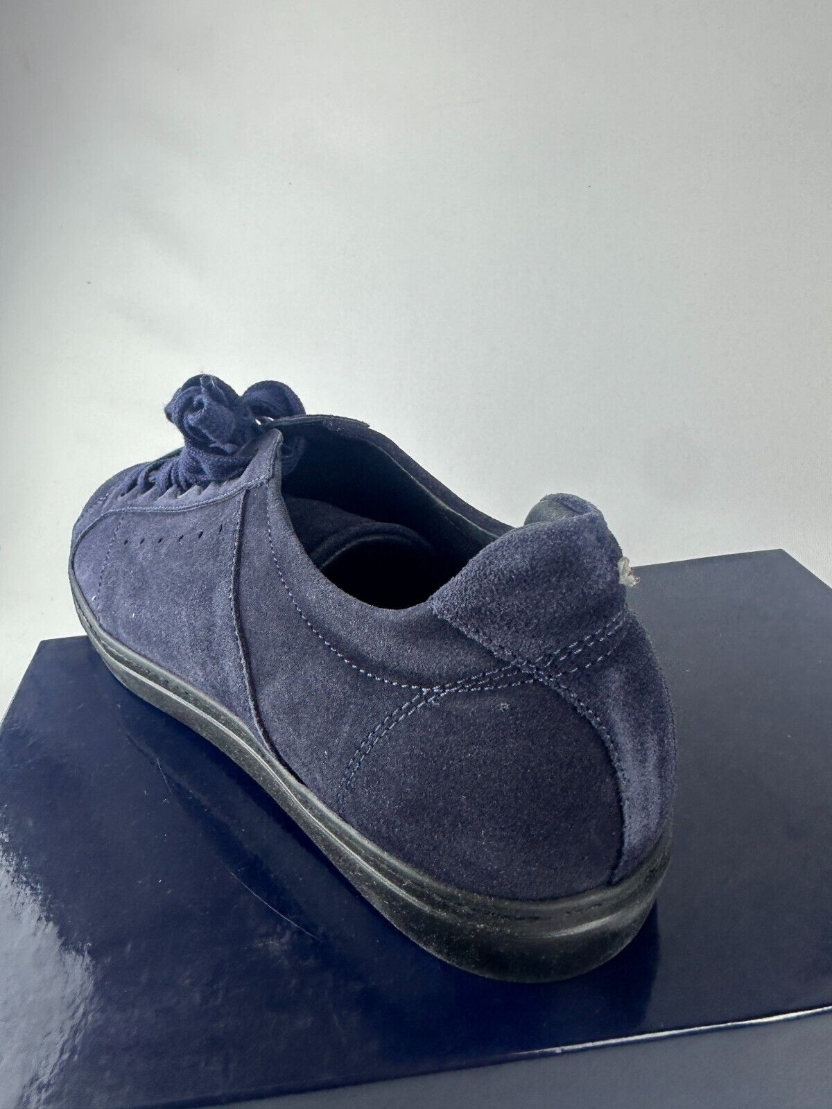 Michael Pasinkoff Mens 42 Navy Blue Suede Sneaker Shoes Made in Italy