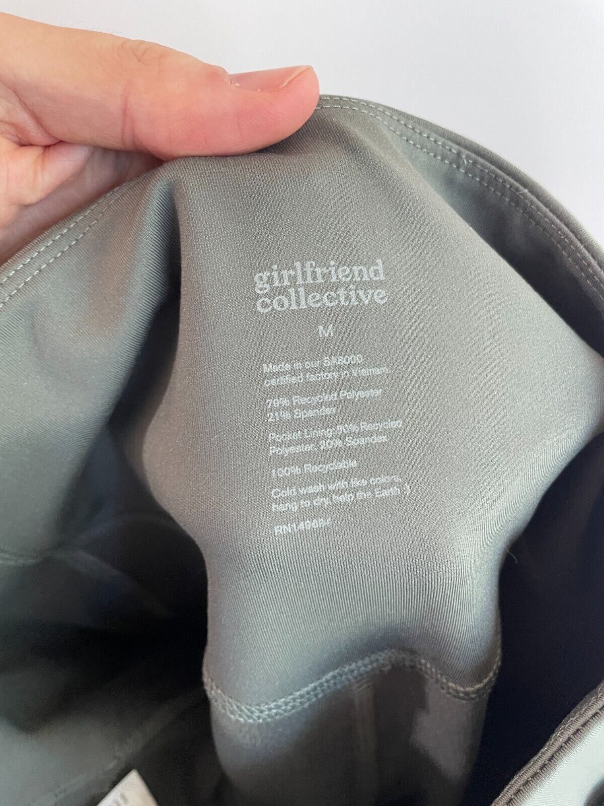 Girlfriend Collective Womens M Compressive Pocket Legging Green Yoga Training