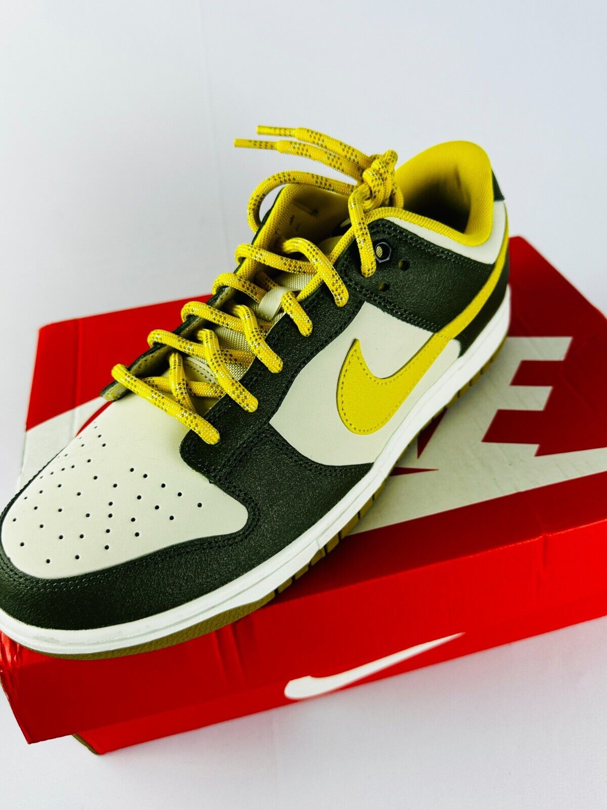 Nike Men's 11.5 Dunk Low Retro Premium Cargo Khaki Vivid Sulfur Shoes FV3629 371