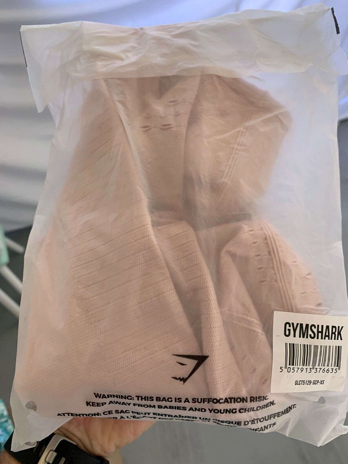 Gymshark Womens XS Glow Long Sleeve Seamless Crop Top Light Pink Perforated