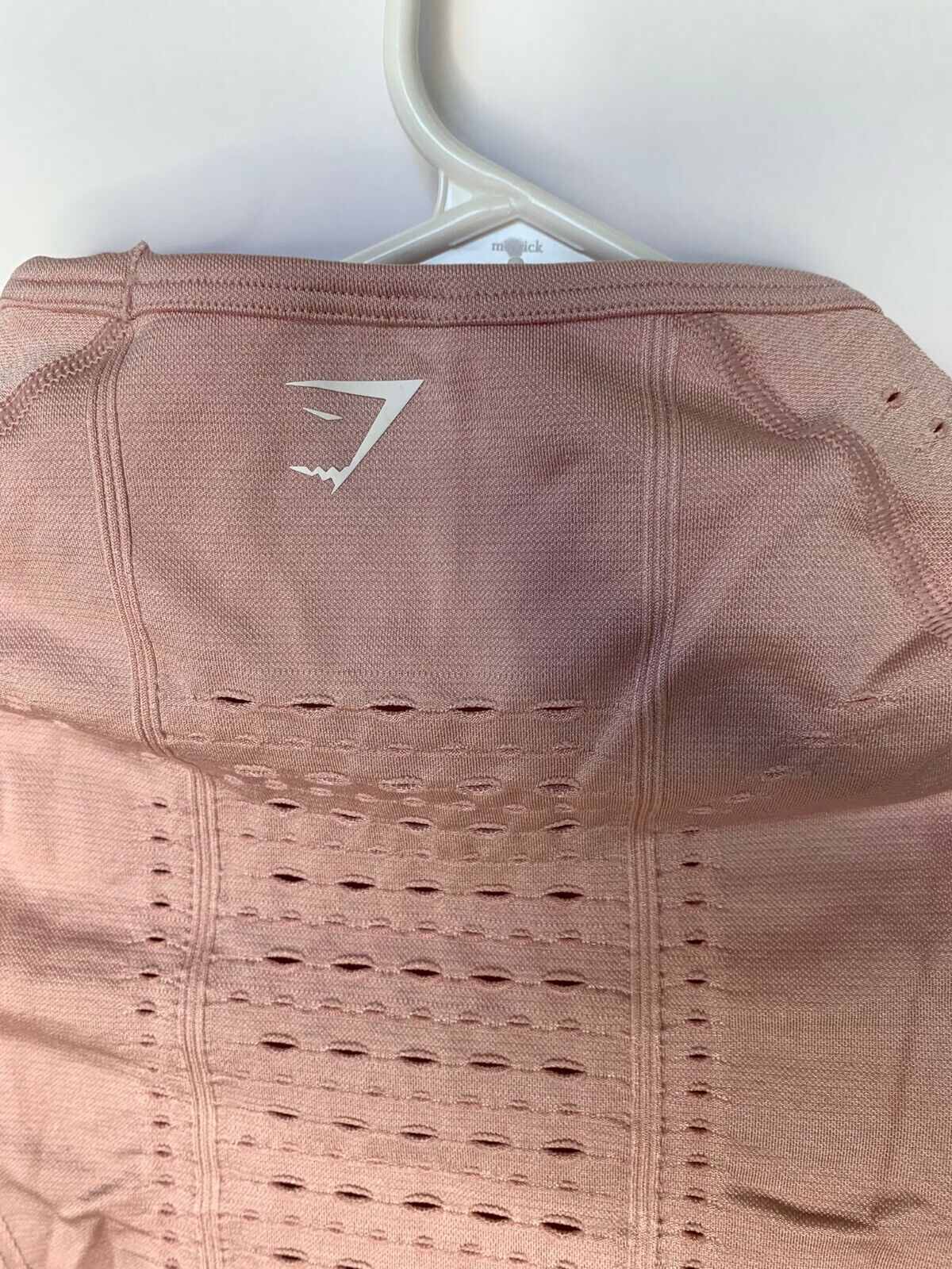Gymshark Womens XS Glow Long Sleeve Seamless Crop Top Light Pink Perforated