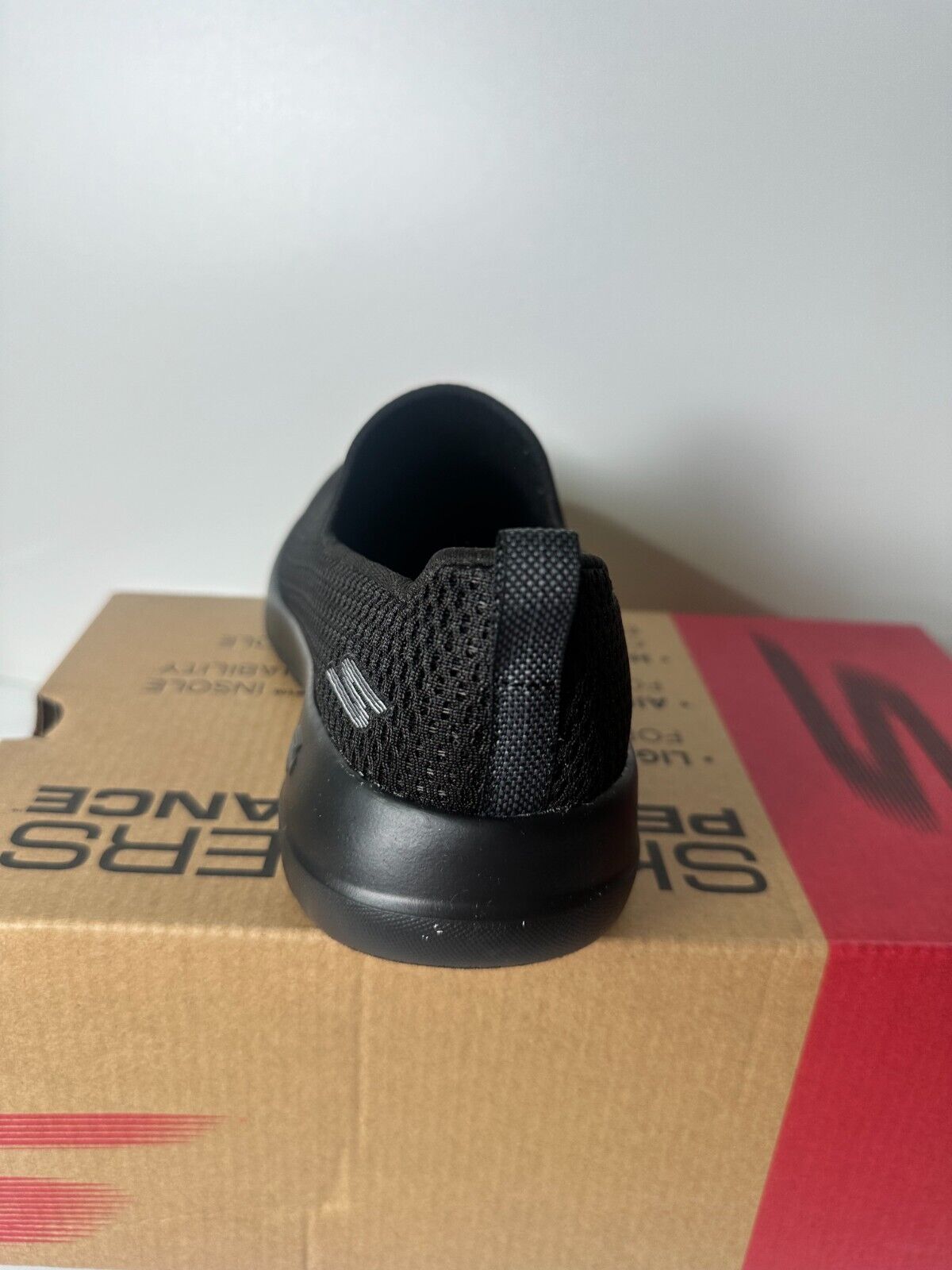 Skechers Women's 5.5 GO WALK JOY Slip On Walking Sneaker Shoes Black 15600-BBK