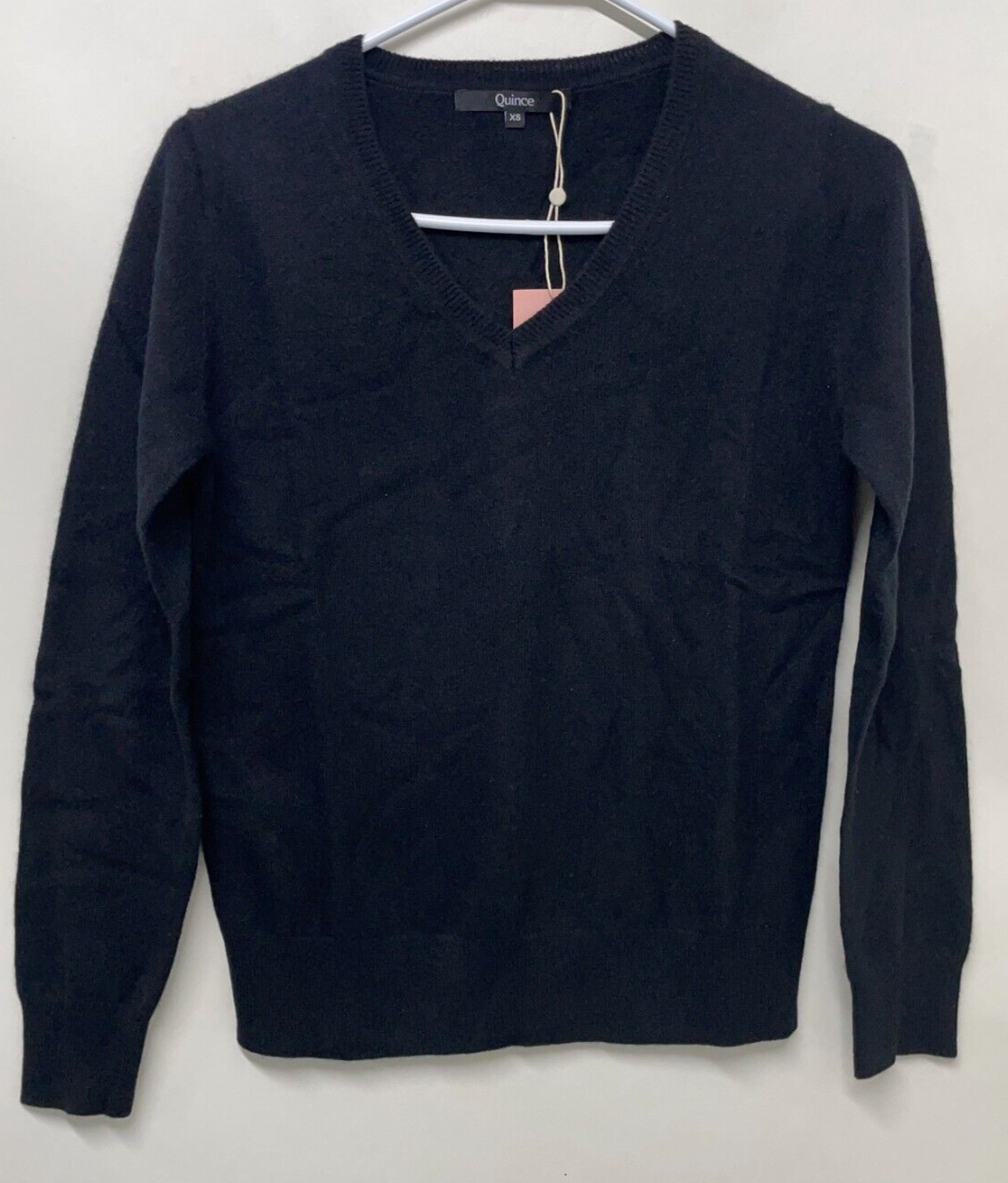 Quince Women's XS Mongolian Cashmere V-Neck Sweater Black Pullover Lightweight