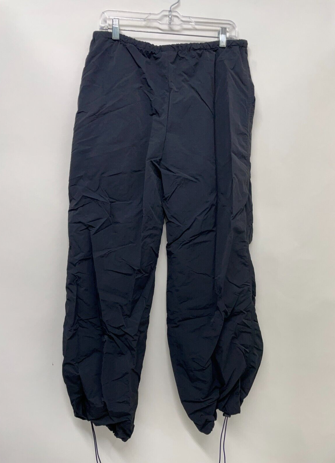 ASOS Women's 2 Parachute Cargo Pants Black Relaxed Adjustable Hem 125596697 NWT