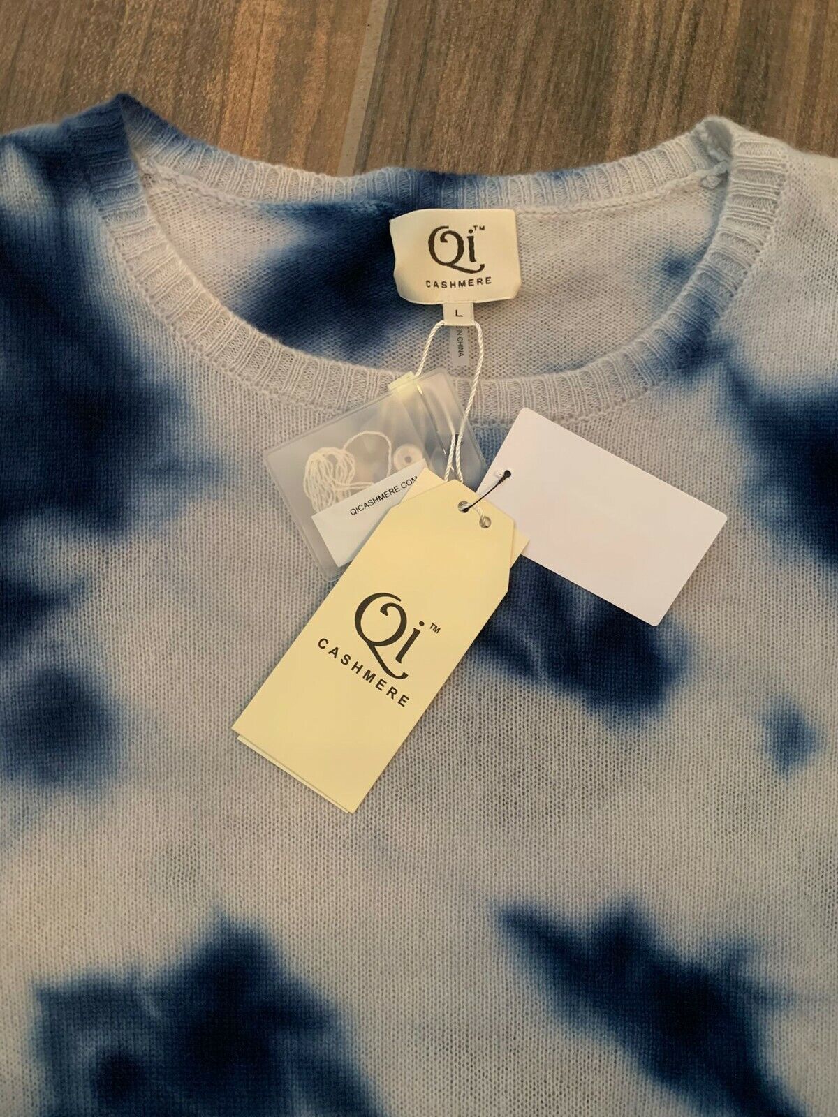 Qi Cashmere Womens L Blue White Tie Dye Short Sleeve Crewneck Sweater Pullover