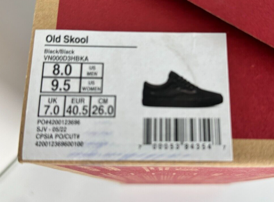 Vans Men's 8 Old Skool Black Casual Skateboarding Sneaker Shoe VN000D3HBKA
