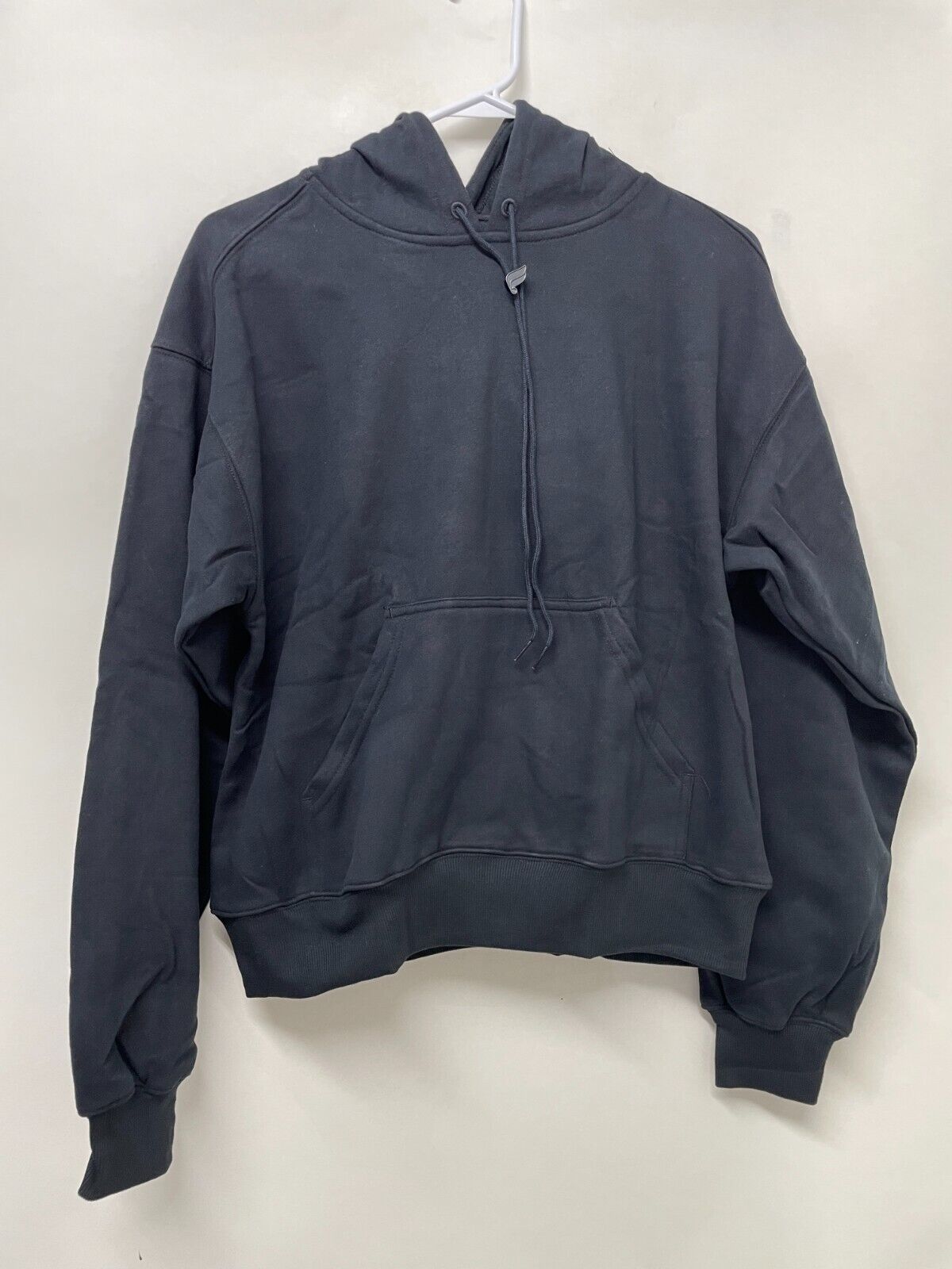 Fabletics Women's M Forever Fleece Hoodie Black/Pewter Pullover Pockets NWT