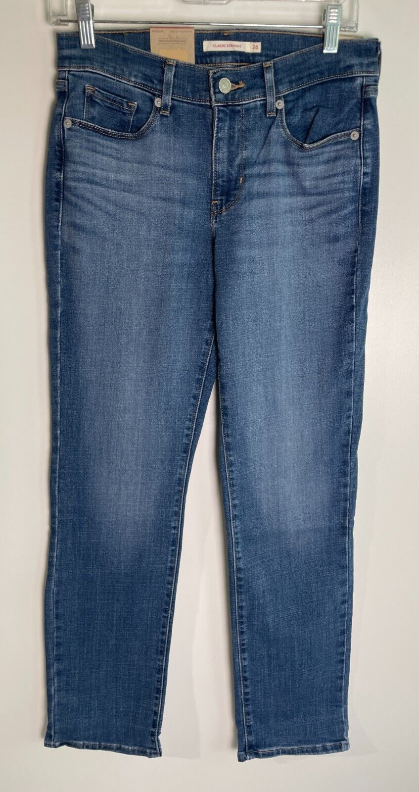 Levi's Women's 26 Classic Straight Fit Jeans Speed Blue Medium Wash 392500082