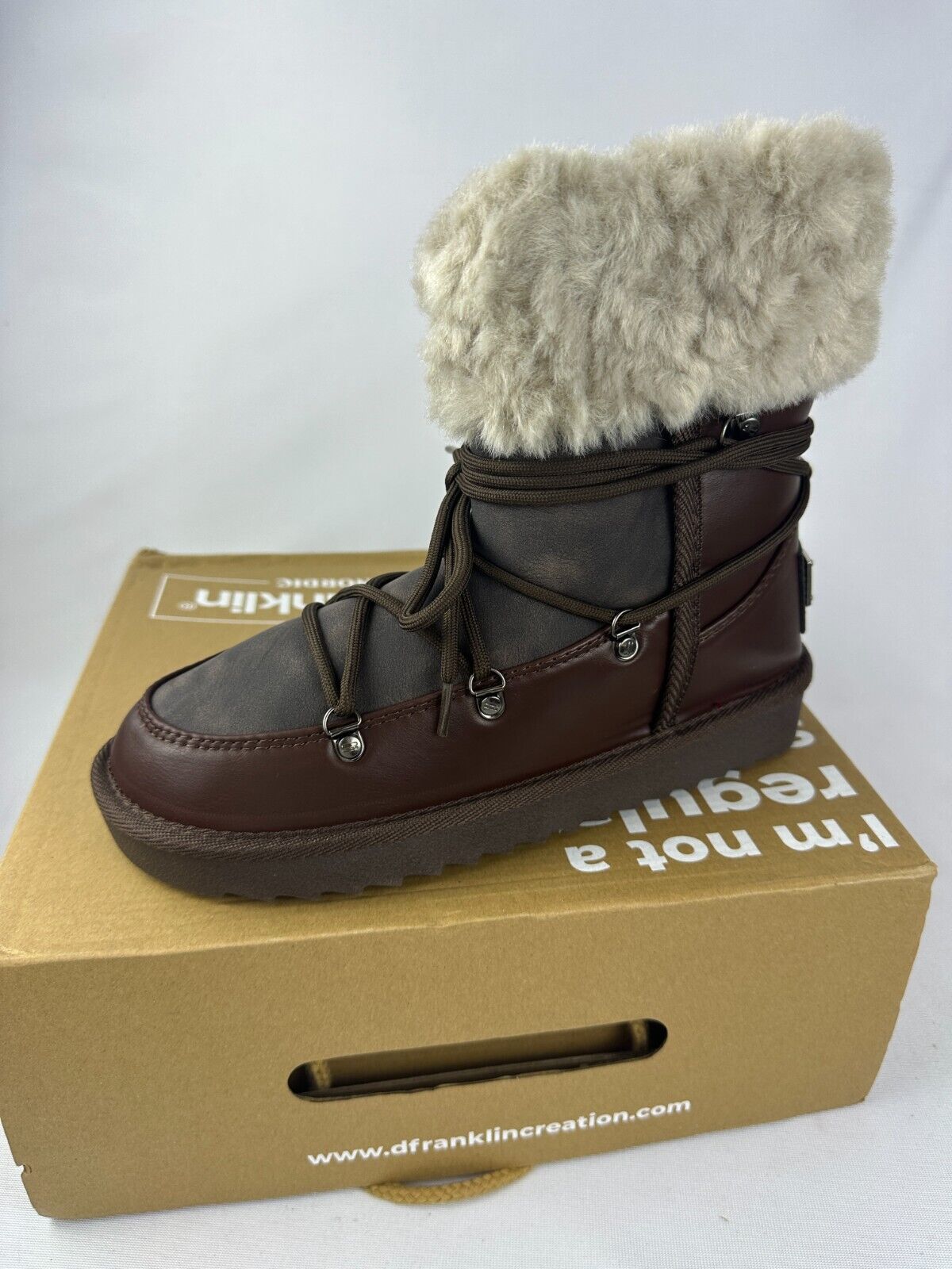 D Franklin Womens 38 Napatec Plush Brown Sherpa Eskimo Nordic TRK Boots MIK18173