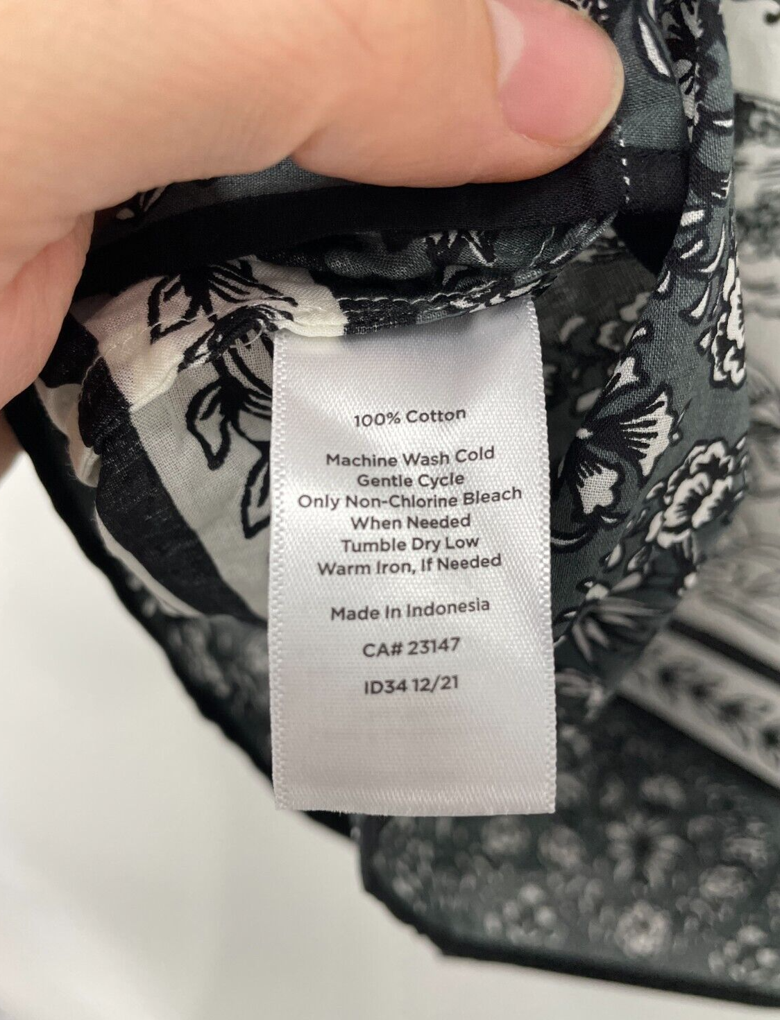 Talbots Women's P Ruffle Trim Jungle Friends Blouse Ivory/Black Sleeveless NWT