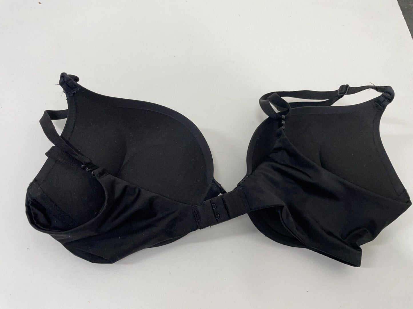 Victorias Secret Womens 36B/B80 Bombshell Add-2-Cups Smooth Push-Up Bra Black