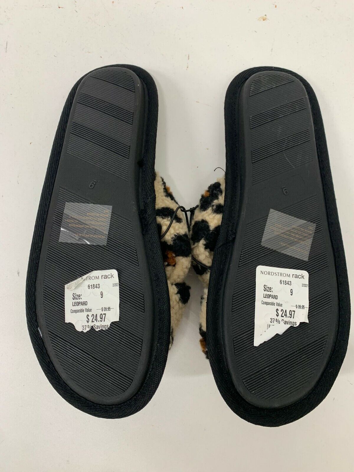 Steve Madden Women Leopard Print Criss Cross Slippers Sandals Peaceful Fuzzy