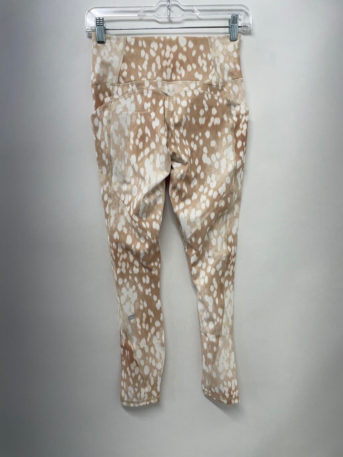 Fabletics Women L Oasis High Waisted 7/8 Legging Spotted Doe Print Yoga Pant Gym