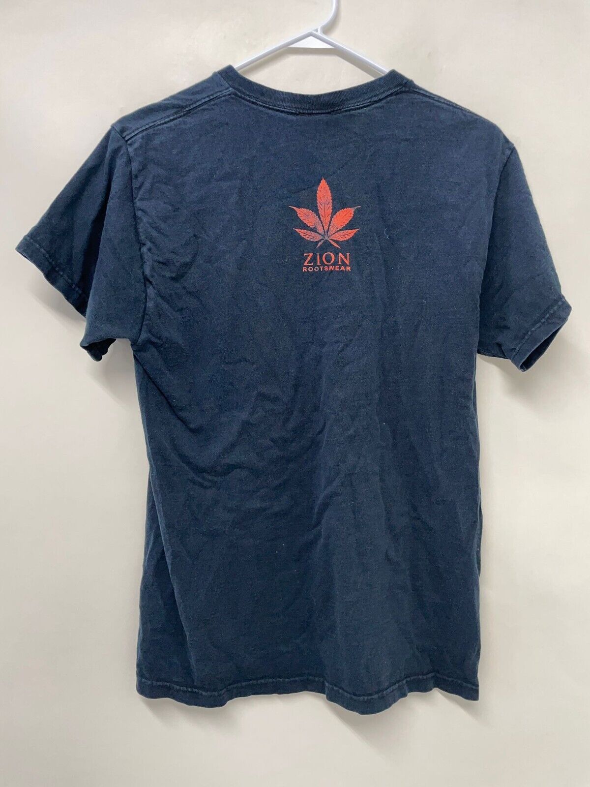 Bob Marley Mens M Zion Rootswear Black 2004 Burnin Joint T Shirt Marijuana VTG