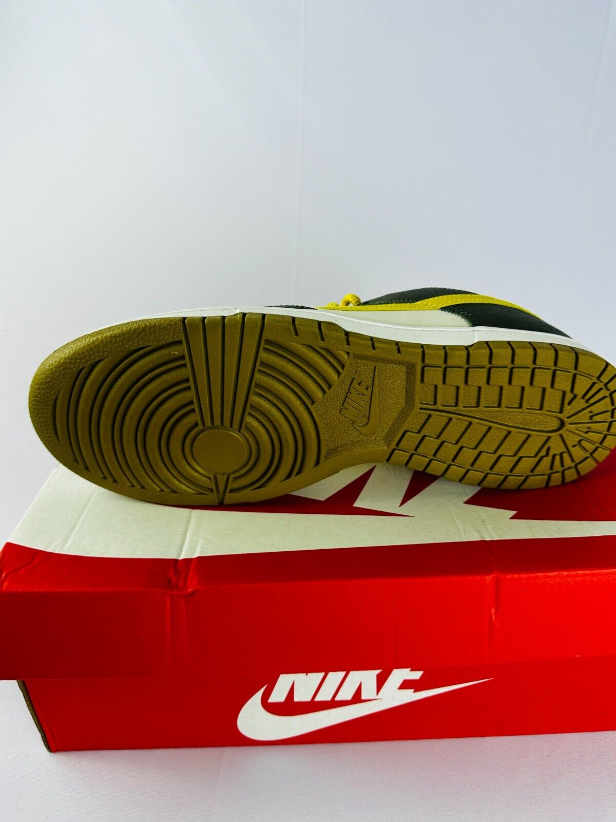 Nike Men's 11.5 Dunk Low Retro Premium Cargo Khaki Vivid Sulfur Shoes FV3629 371