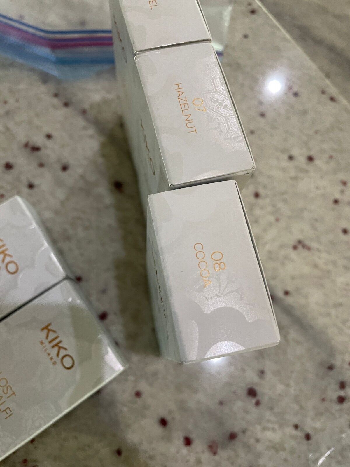 Kiko Milano Cosmetics Lost in Amalfi Lightweight Velvet Foundation 25ml