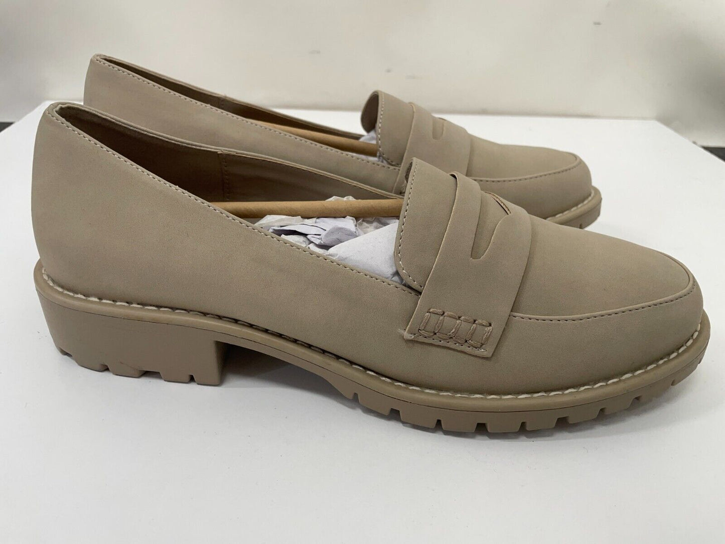 DV Dolce Vita Womens 8.5 Carley Slip-On Penny Loafer Taupe Faux Leather 42637