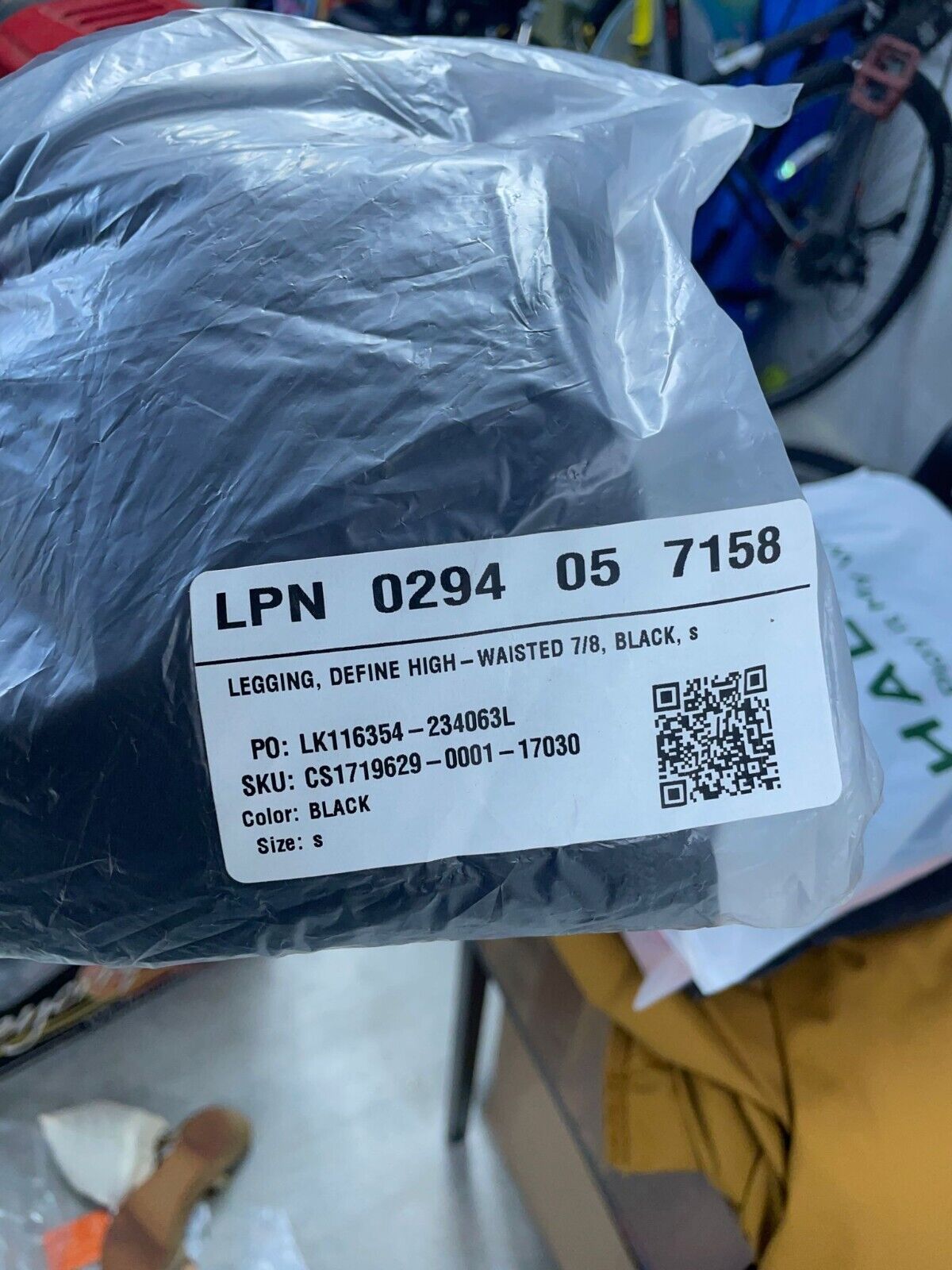 Fabletics Womens S Define High Waisted 7/8 Legging Black Yoga Pant Gym Athletic