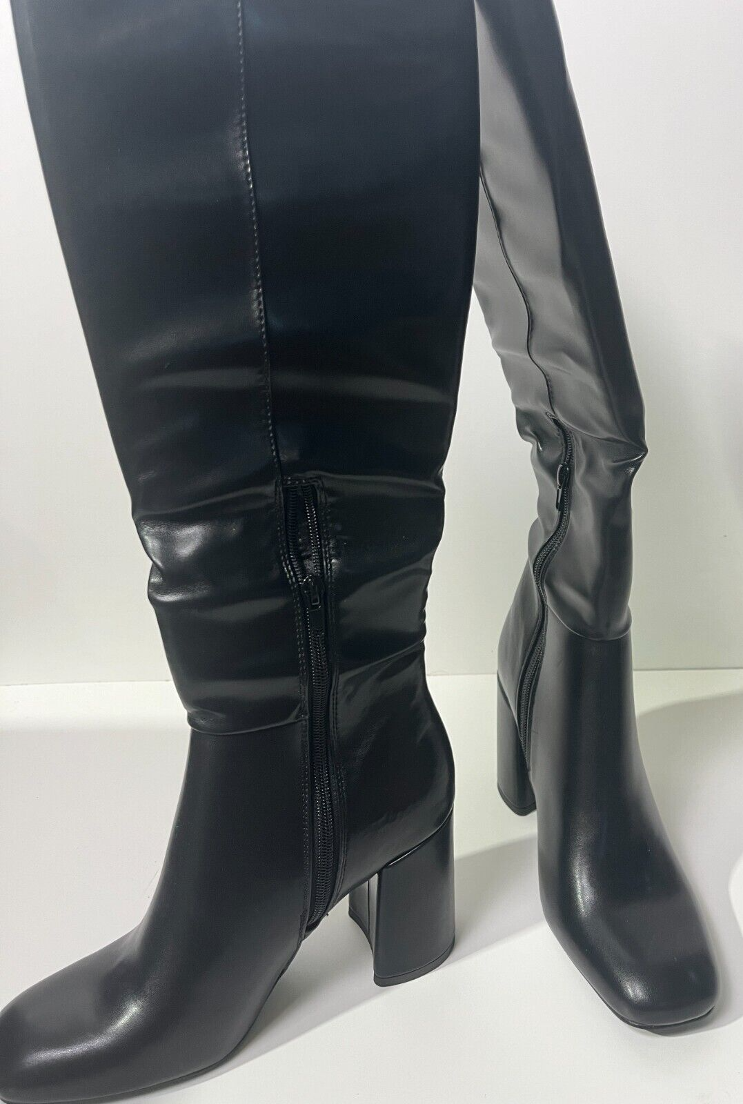 Madden Girl Women's 8.5 Winsloww Faux Leather Block Heel Dress Boot Black
