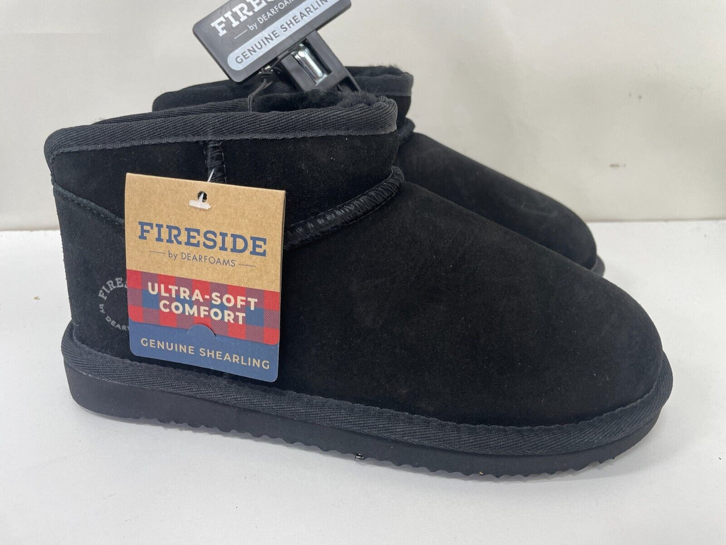 Fireside by Dearfoams Womens 7 Riverland Shearling Micro Bootie Black DCOM 31191