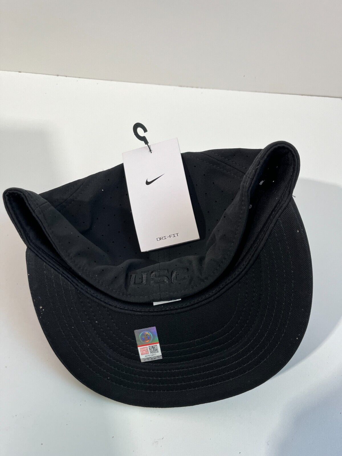 Nike Unisex Adult Size 7-1/4 USC Trojans Performance Fitted Cap Hat Triple Black
