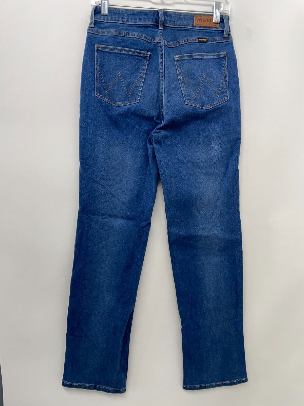 Wrangler Womens 6/28 High Rise True Straight Leg Jeans Hudson Medium Wash Denim