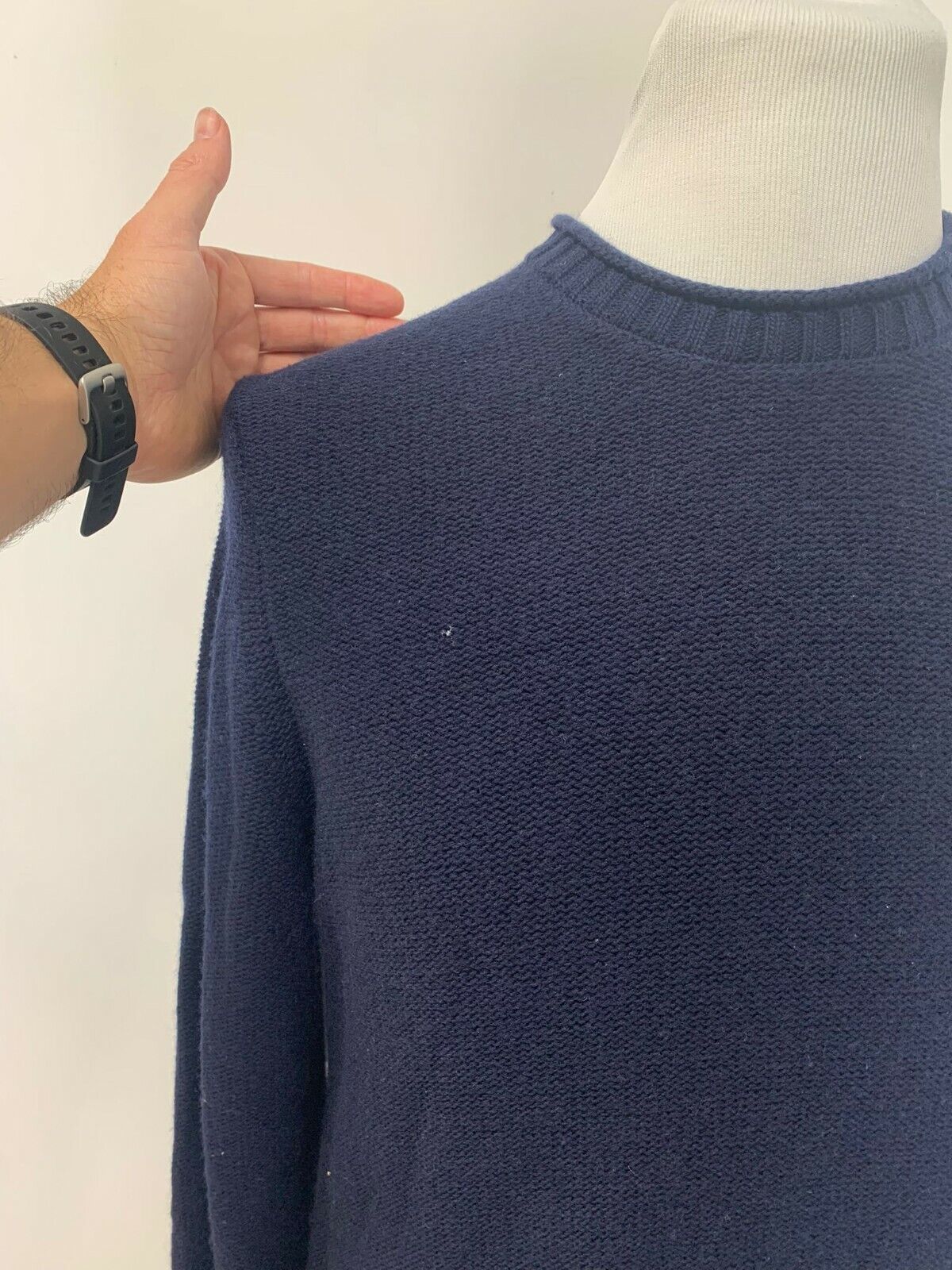 Amicale Mens M Navy Blue Rolled Edge Crew Neck Sweater Cashmere Blend Cotton