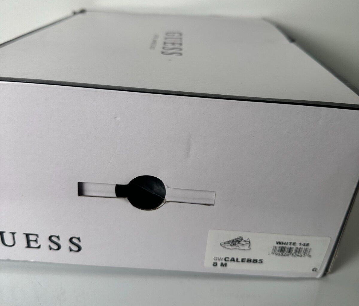 GUESS Women's 8 Calebb5 Logo Low Top Faux Leather Sneakers White Black GWCALEBB5