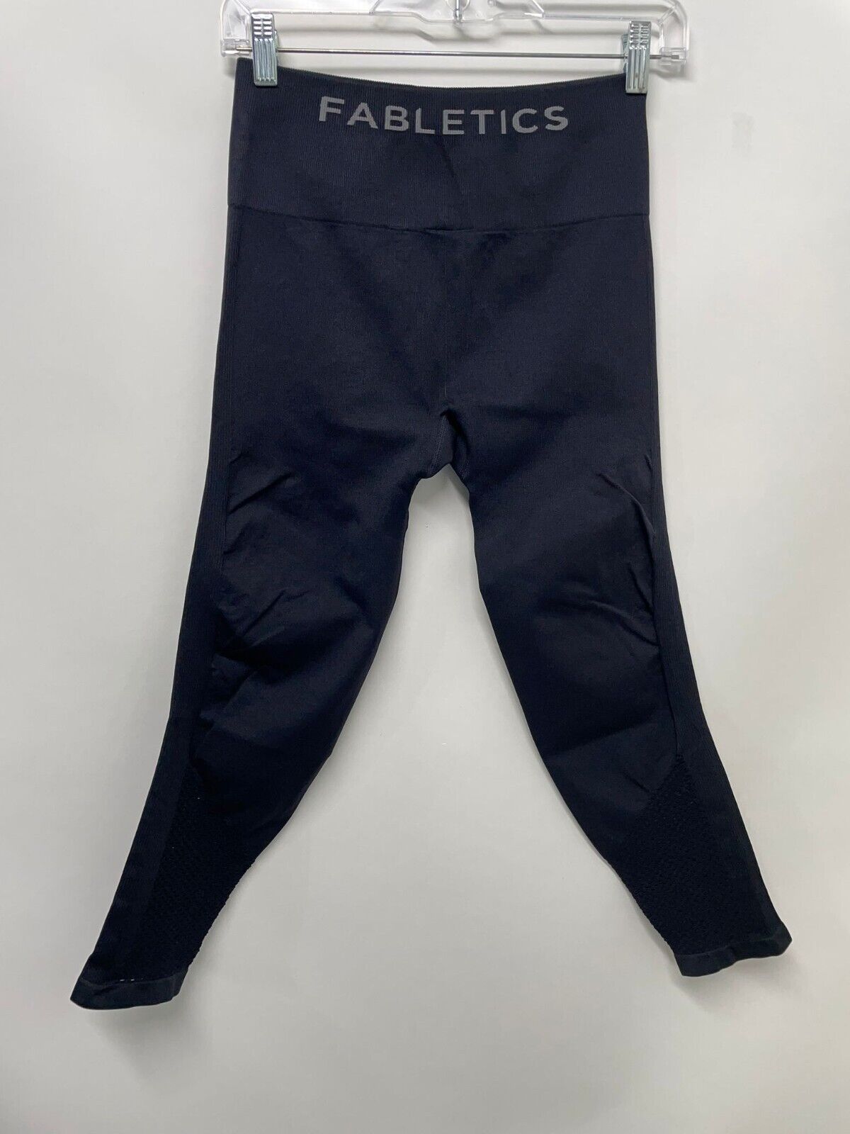 Fabletics Womens M Sync High Waisted Perforated 7/8 Seamless Legging Black  Gym