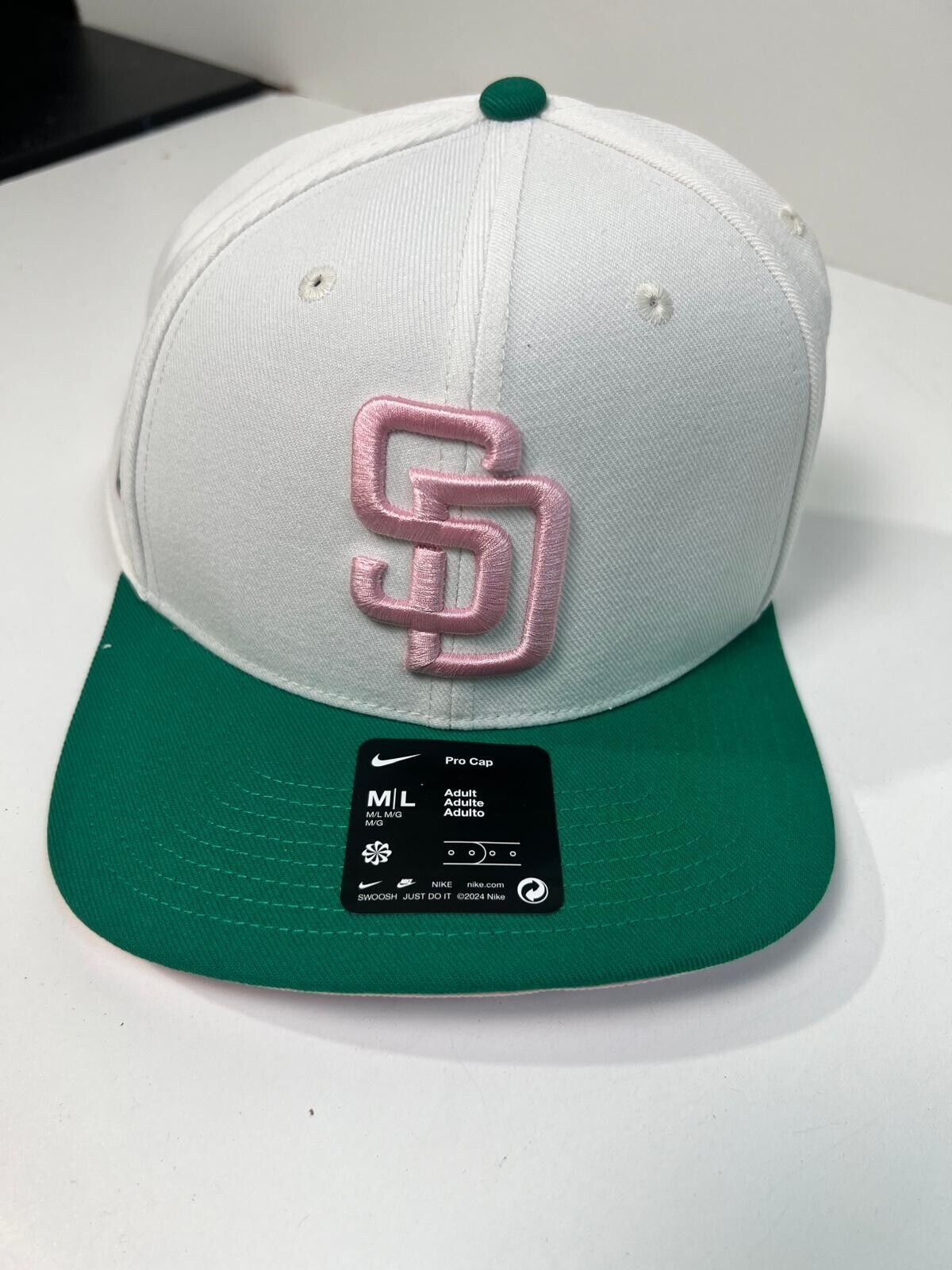 Nike Adult M/L San Diego Padres Sail Pro Cap MLB Adjustable Hat Snapback