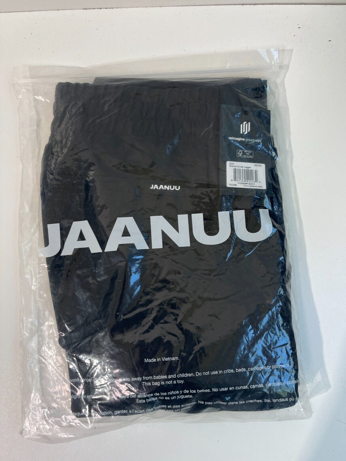 JAANUU Petite S PS Jace Skinny On-the-Go Scrub Jogger Pant Black Unisex W20009P