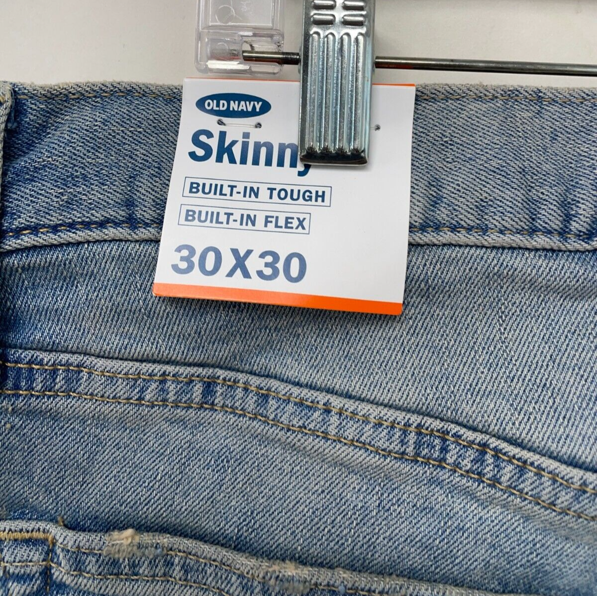 Old Navy Men's 30x30 Skinny Built-In Flex Distressed Jeans Light Authentic NWT