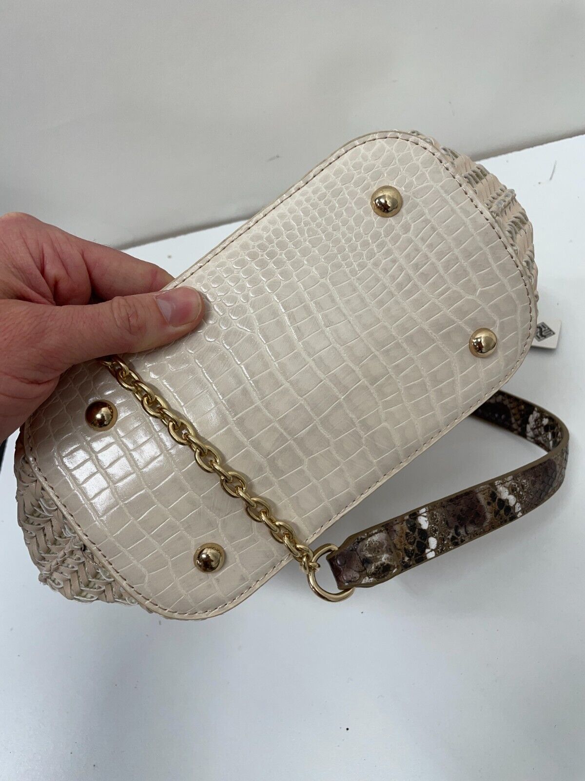 Sondra Roberts Womens Squared Ivory Woven Vegan Leather Purse Bucket Handbag