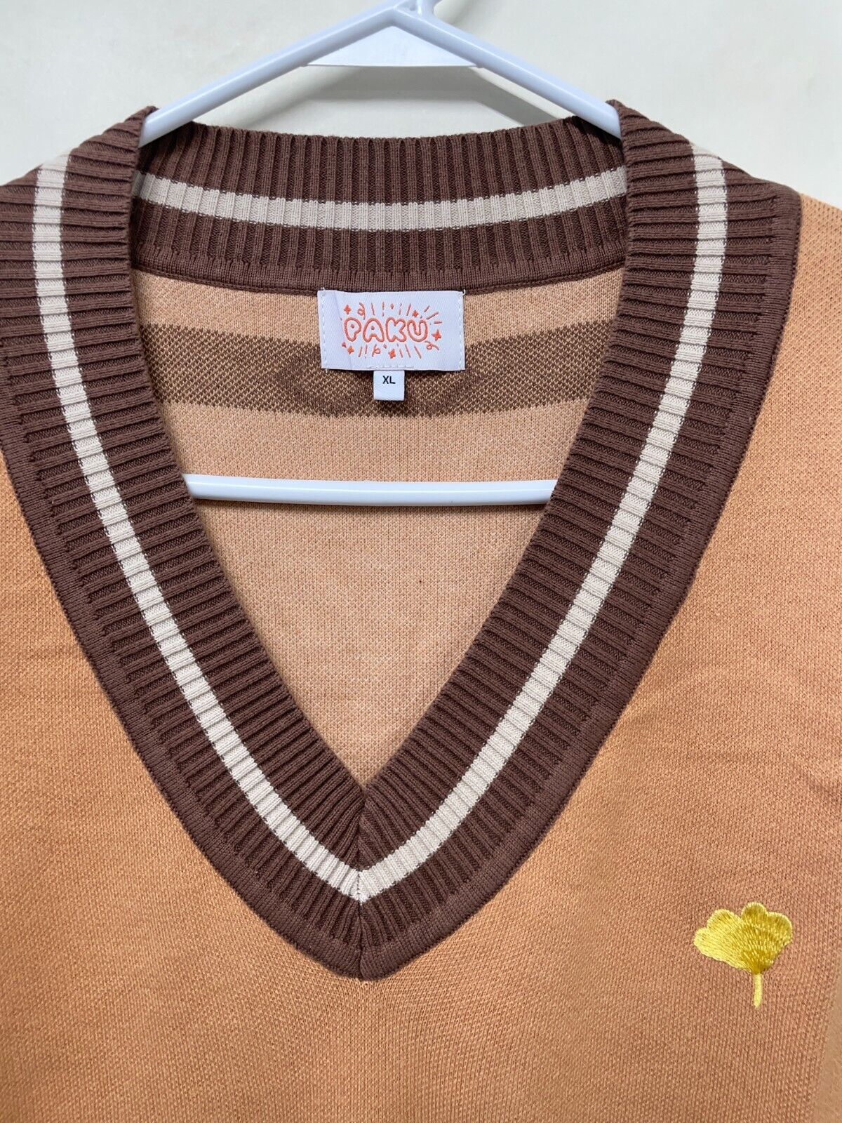 Paku Adult XL Knitted Sweater Vest Brown V-Neck Kawaii Anime Genshin Impact Mens