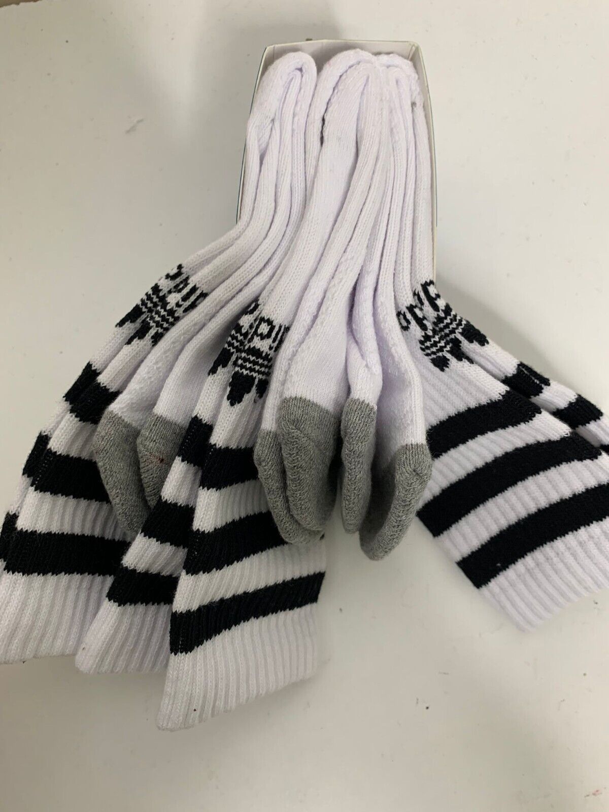 adidas Mens Adult 6-12 Crew Socks Stripe Trefoil 3 Pack Cushioned White Black