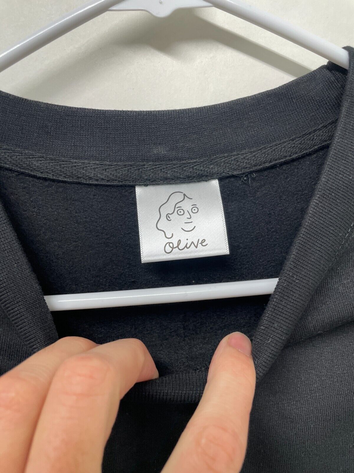 Olivia de Recat Women XXL Chillest Girl in the World Sweatshirt Black Olive