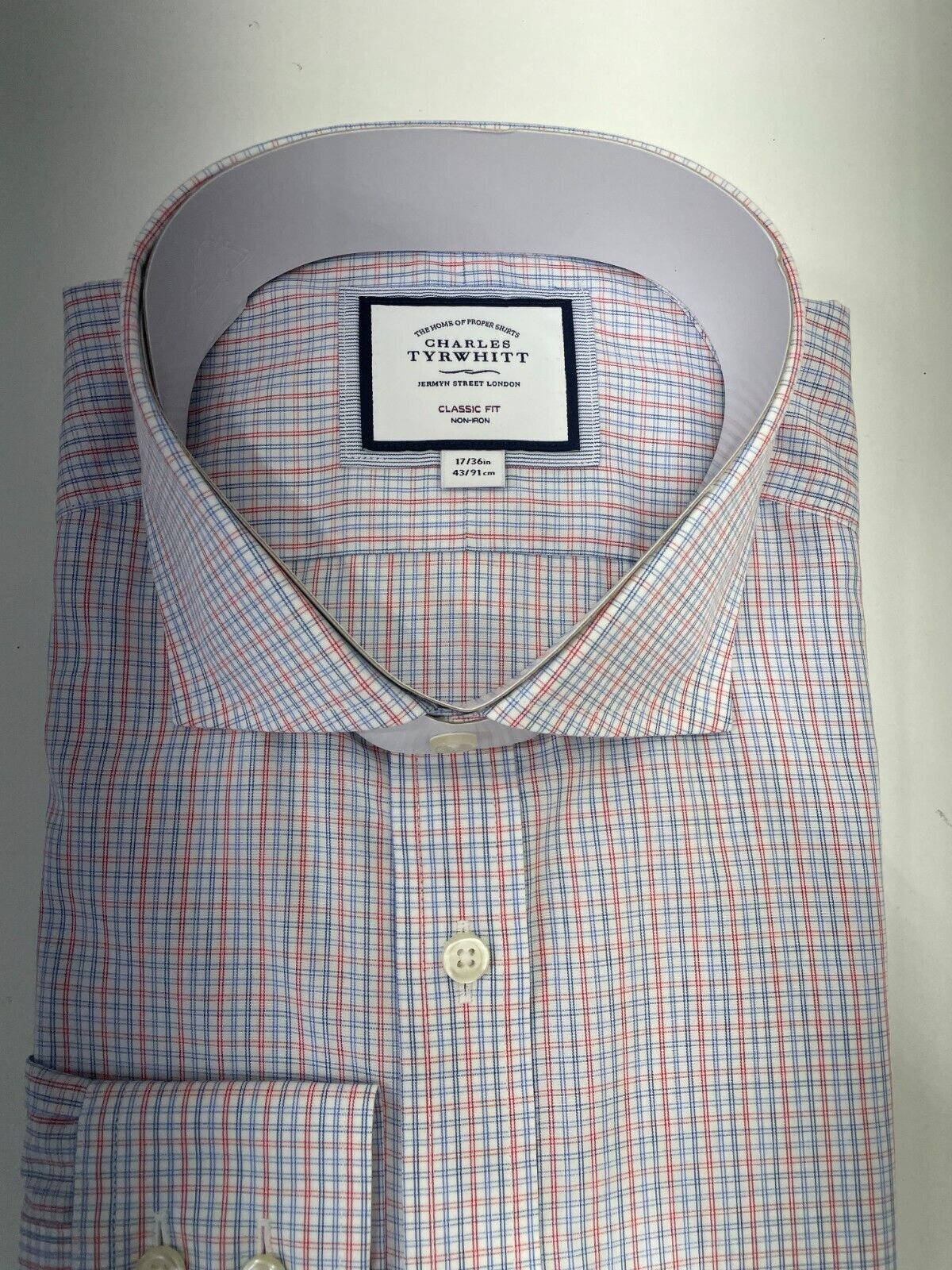 Charles Tyrwhitt Mens 17/36 Cutaway Collar Classic Fine Line Check Dress Shirt