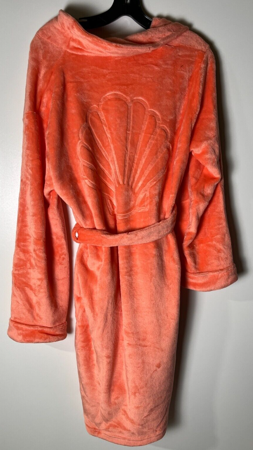 Salt Sisters Women's M/L Seashell Emboss Cosy Plush Belted Robe Coral Pink Bath