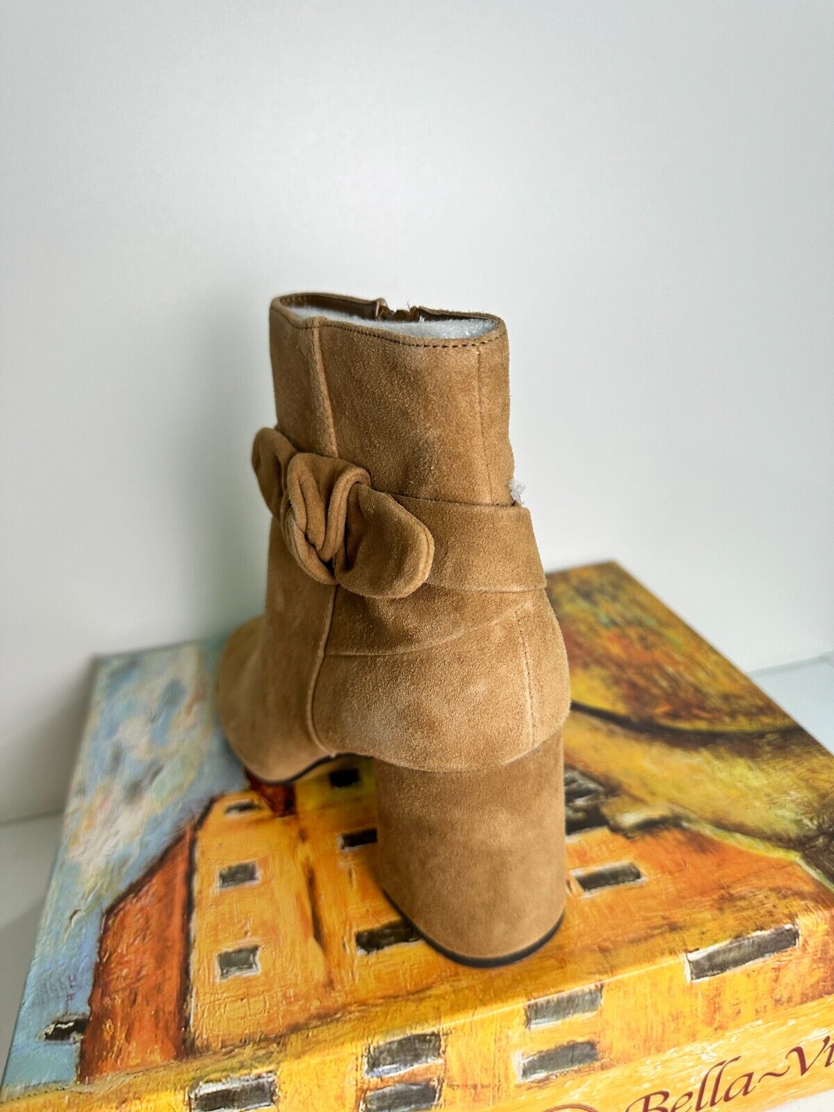 Bella Vita Women's 9 Felicity Ankle Boots Tan Cognac Suede Leather 51-3446
