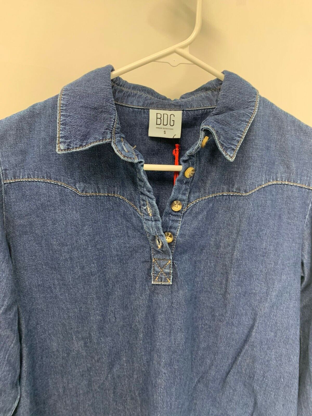BDG Urban Outfitters Womens S Dark Wash Blue Denim Popover Shirt Top Button Down
