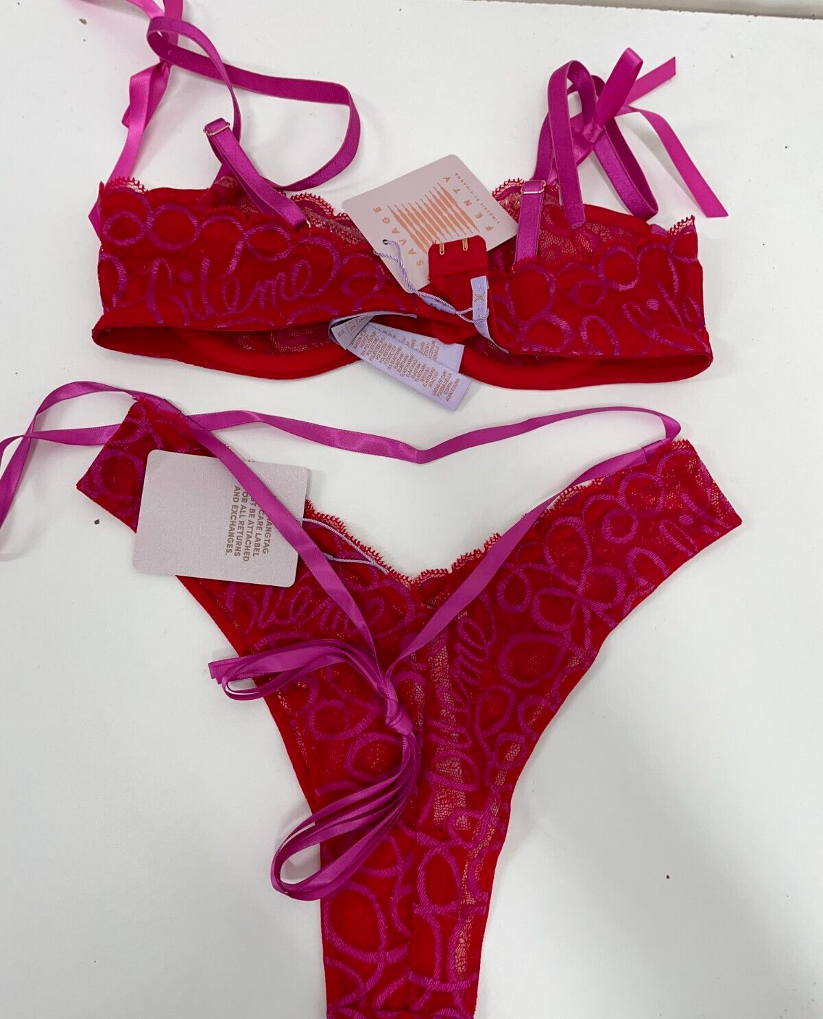 Fenty Savage Womens S/34A Ribbon Writing Unlined Lace Balconette Bra & Undie Set