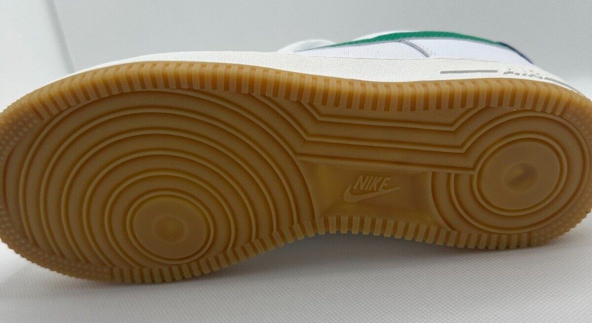Nike Womens 7.5 Air Force 1 '07 White Stadium Green Casual Shoes DD8959-110