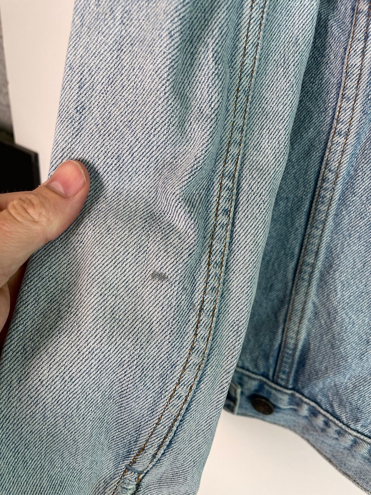 Levi's Strauss Mens L Type 3 Denim Jean Trucker Jacket Light Wash 70503 02 VTG