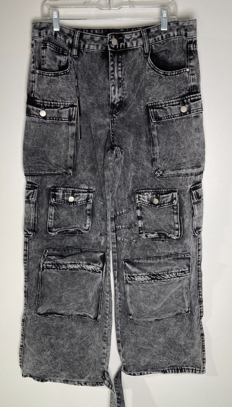 Fashion Nova Women's 13 Billie Low Slung Cargo Jeans Acid Wash Black DT14U