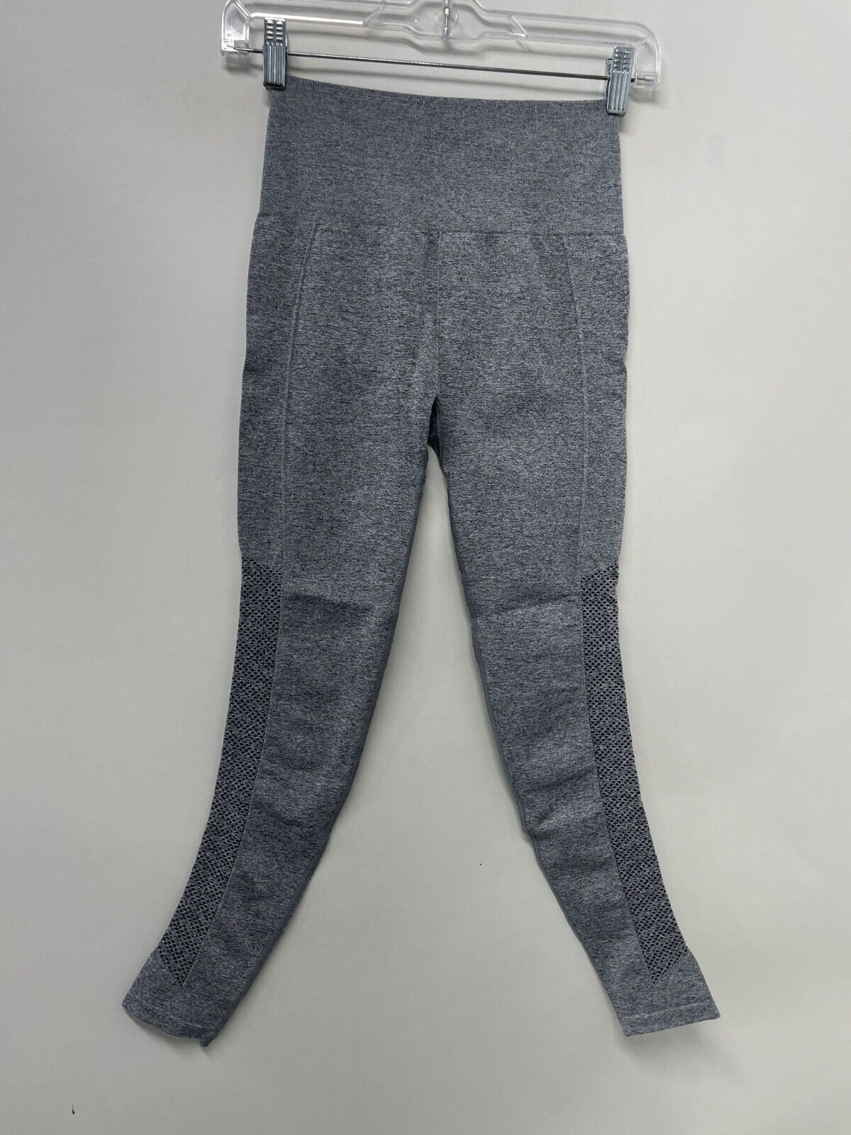 Fabletics Womens XS Sync High Waisted Perforated 7/8 Seamless Legging Grey Gym